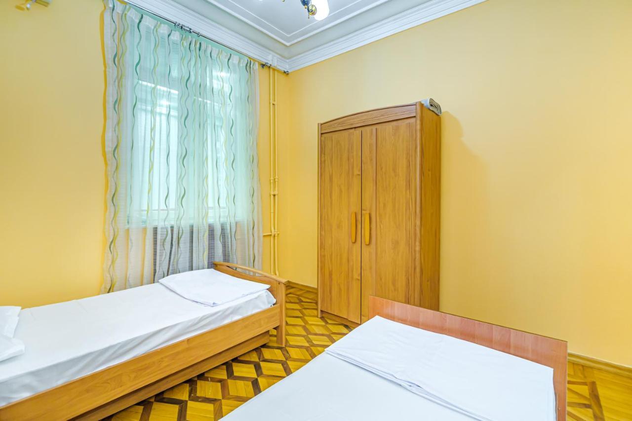 M Estate. Targovu. Nizami Street 4 room.  Bakú Exterior foto